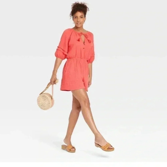 NWT Knox Rose Romper - Picture 1 of 6